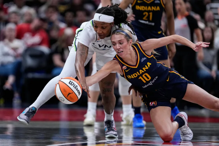 Clark and Mitchell help Fever keep home-court hope alive